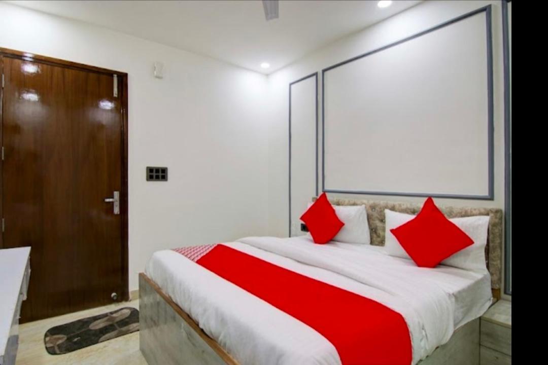 Hotel Neon Tower New Delhi Eksteriør bilde